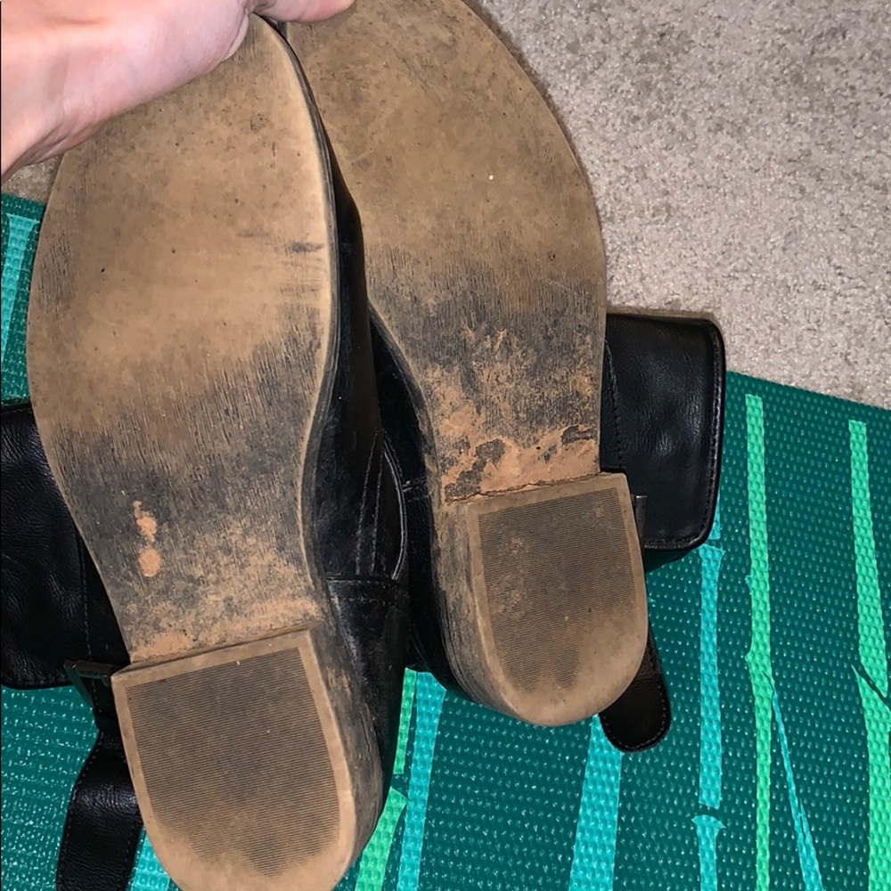 Shoes - Picture 5 of 5